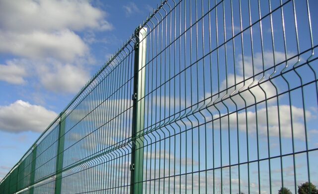 Mesh Wire Fence